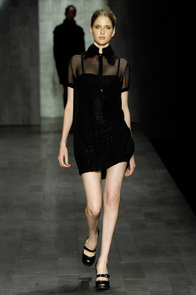 desfiles-zoomp-saopauloinverno2008rtw-119