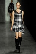 desfiles-zoomp-saopauloinverno2008rtw-126