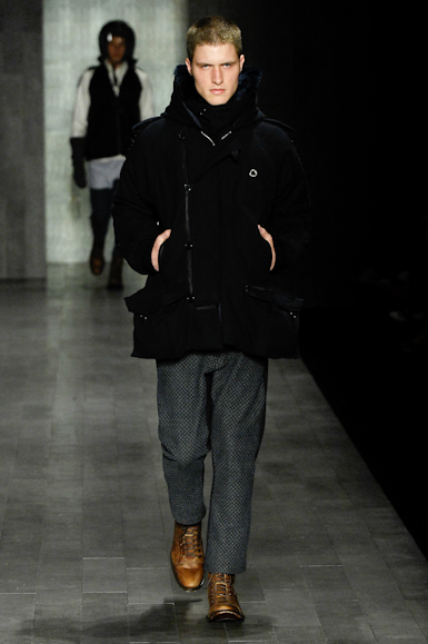 desfiles-zoomp-saopauloinverno2008rtw-132