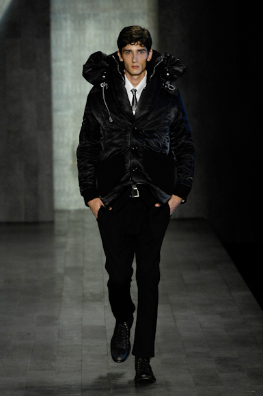 desfiles-zoomp-saopauloinverno2008rtw-135