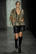 desfiles-zoomp-saopauloinverno2008rtw-140