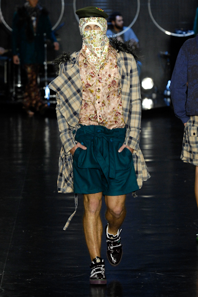 desfiles-vrom-saopauloinverno2008rtw-111