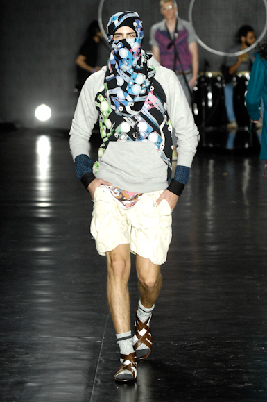 desfiles-vrom-saopauloinverno2008rtw-113