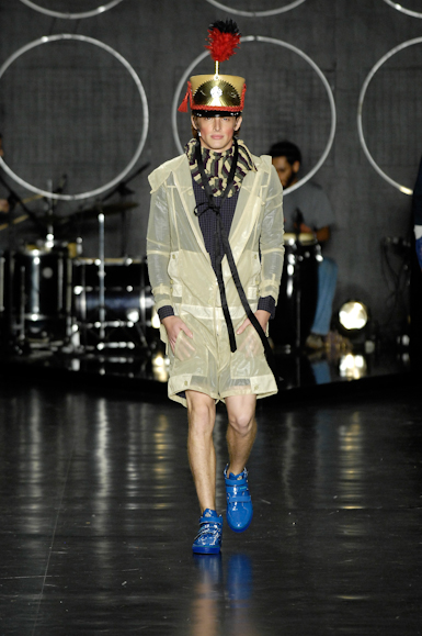 desfiles-vrom-saopauloinverno2008rtw-123
