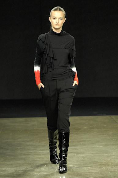 desfiles-uma-saopauloinverno2008rtw-102
