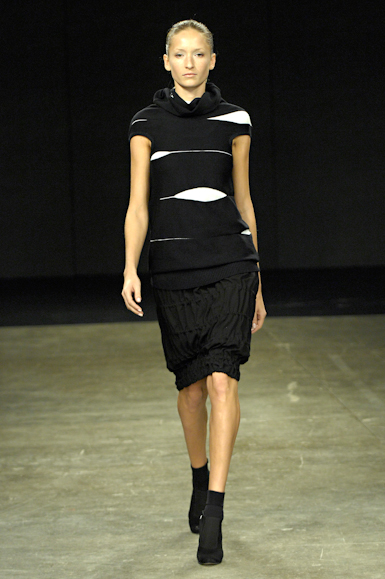 desfiles-uma-saopauloinverno2008rtw-109
