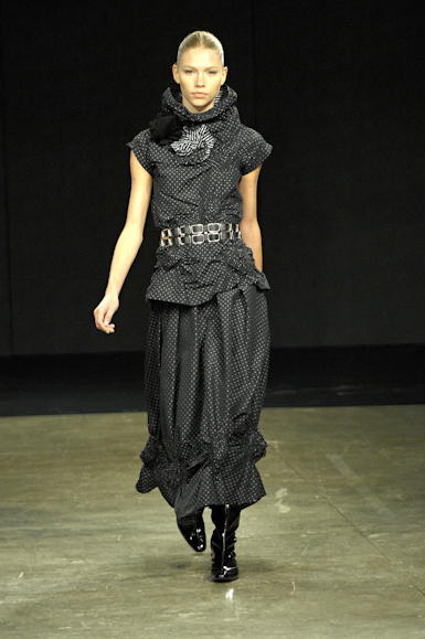 desfiles-uma-saopauloinverno2008rtw-112
