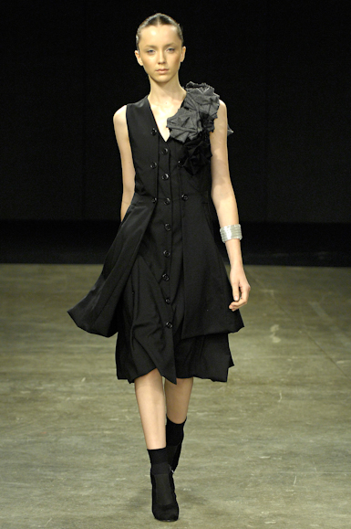 desfiles-uma-saopauloinverno2008rtw-113