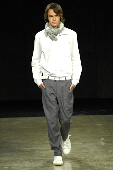 desfiles-uma-saopauloinverno2008rtw-116