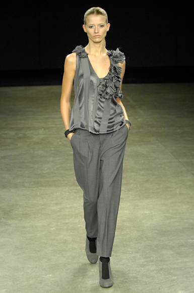 desfiles-uma-saopauloinverno2008rtw-118