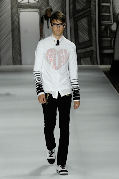 desfiles-triton-saopauloinverno2008rtw-112