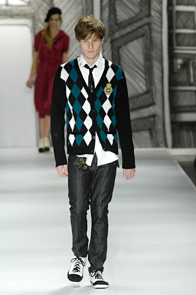 desfiles-triton-saopauloinverno2008rtw-121