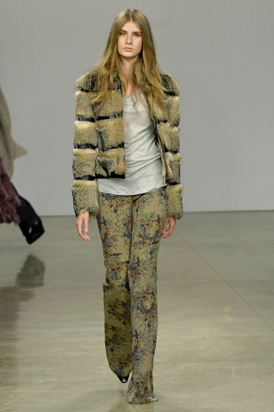 desfiles-terezasantos-saopauloinverno2008rtw-112