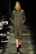 desfiles-simonenunes-saopauloinverno2008rtw-102