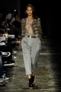 desfiles-simonenunes-saopauloinverno2008rtw-108