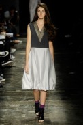 desfiles-simonenunes-saopauloinverno2008rtw-112