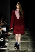 desfiles-simonenunes-saopauloinverno2008rtw-116