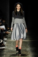 desfiles-simonenunes-saopauloinverno2008rtw-121