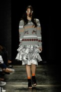 desfiles-simonenunes-saopauloinverno2008rtw-123