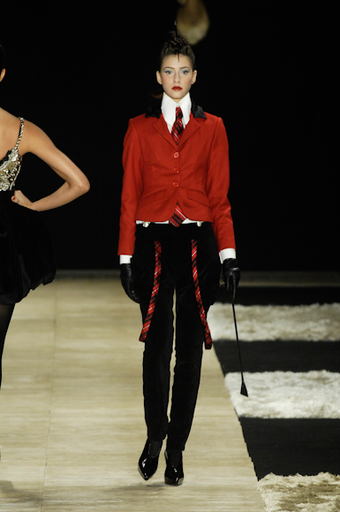 desfiles-samuelcirnasnck-saopauloinverno2008rtw-104