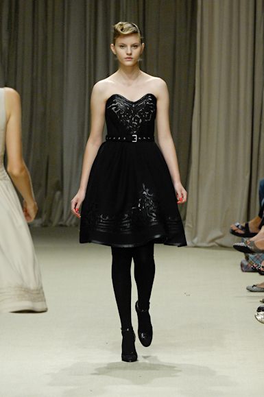 desfiles-reinaldoloureno-saopauloinverno2008rtw-110