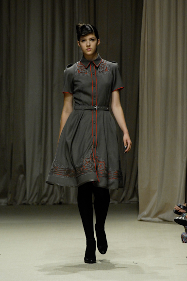 desfiles-reinaldoloureno-saopauloinverno2008rtw-111