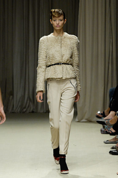 desfiles-reinaldoloureno-saopauloinverno2008rtw-117