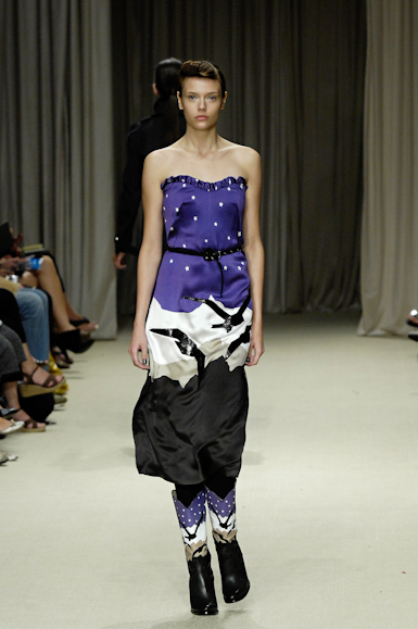 desfiles-reinaldoloureno-saopauloinverno2008rtw-123