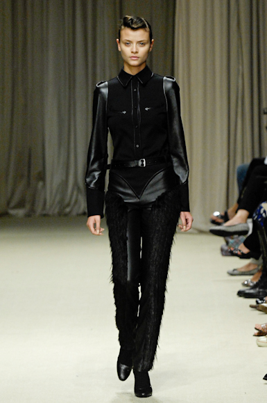 desfiles-reinaldoloureno-saopauloinverno2008rtw-129