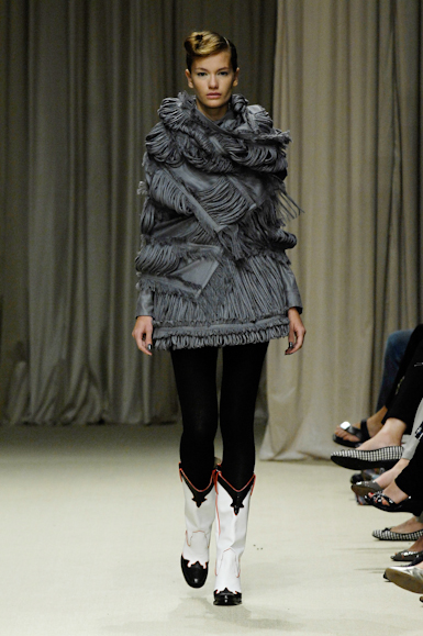 desfiles-reinaldoloureno-saopauloinverno2008rtw-145