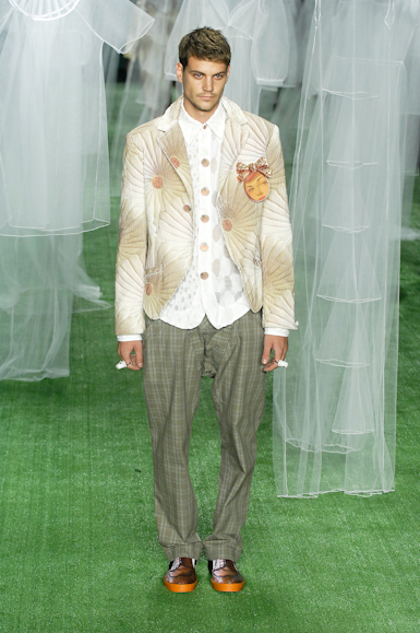 desfiles-ronaldofraga-saopauloinverno2008rtw-130
