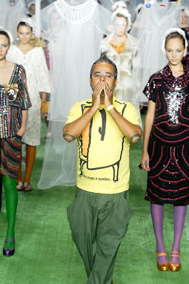 desfiles-ronaldofraga-saopauloinverno2008rtw-134