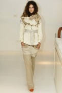 desfiles-raiadegoeye-saopauloinverno2008rtw-106
