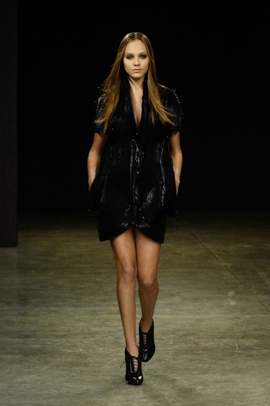 desfiles-pridarolt-saopauloinverno2008rtw-100