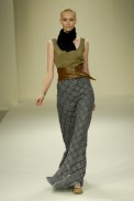 desfiles-patriciaviera-saopauloinverno2008rtw-100