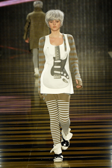 desfiles-osklen-saopauloinverno2008rtw-116