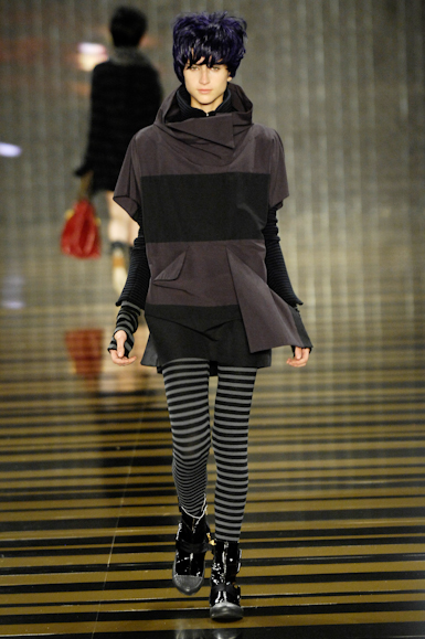 desfiles-osklen-saopauloinverno2008rtw-132