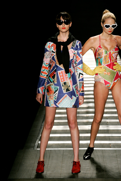 desfiles-neon-saopauloinverno2008rtw-124