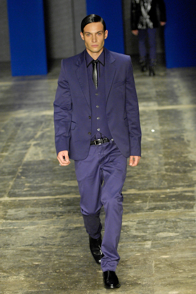 desfiles-marioqueiroz-saopauloinverno2008rtw-101