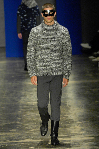 desfiles-marioqueiroz-saopauloinverno2008rtw-105