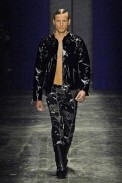 desfiles-marioqueiroz-saopauloinverno2008rtw-112