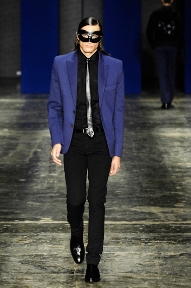 desfiles-marioqueiroz-saopauloinverno2008rtw-118