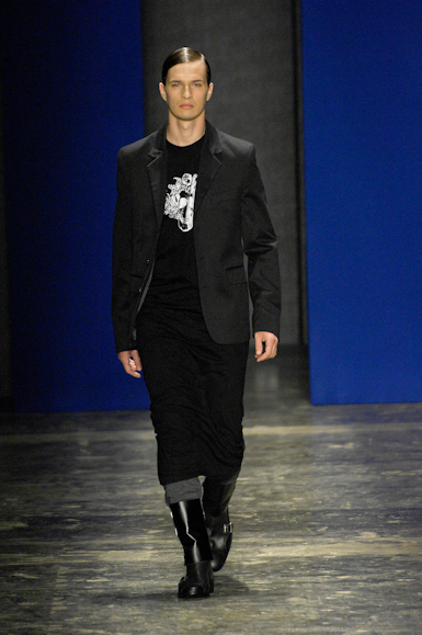 desfiles-marioqueiroz-saopauloinverno2008rtw-129