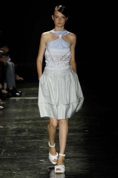 desfiles-lorenzomerlino-saopauloinverno2008rtw-111