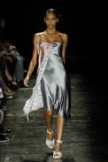 desfiles-lorenzomerlino-saopauloinverno2008rtw-125