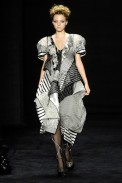 desfiles-linovillaventura-saopauloinverno2008rtw-113