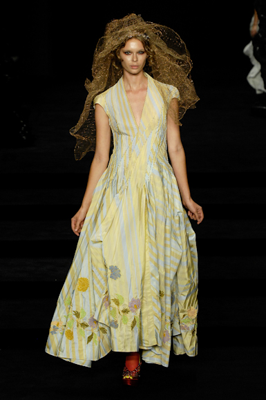 desfiles-linovillaventura-saopauloinverno2008rtw-117