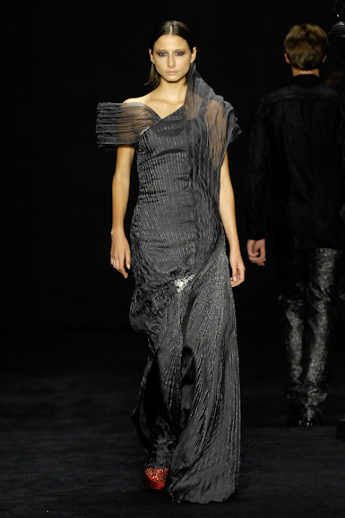 desfiles-linovillaventura-saopauloinverno2008rtw-135