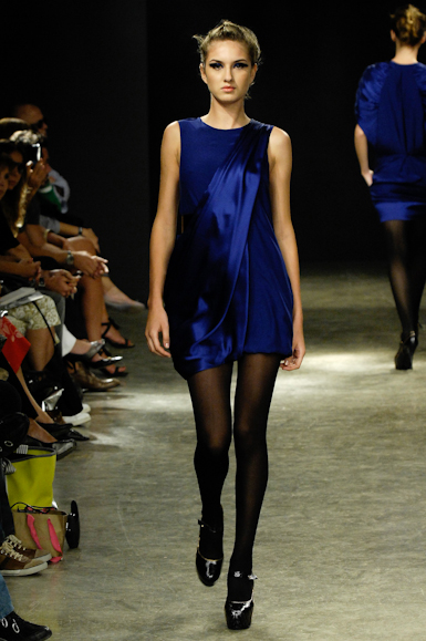 desfiles-iodice-saopauloinverno2008rtw-103