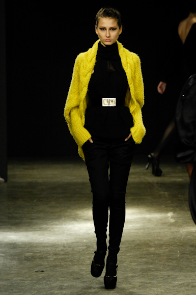 desfiles-iodice-saopauloinverno2008rtw-109